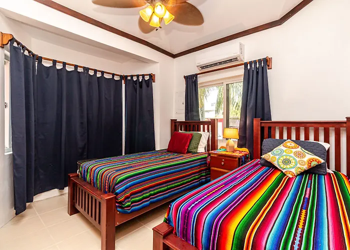 Casita Playa Del Parque San Pedro (Ambergris Caye)
