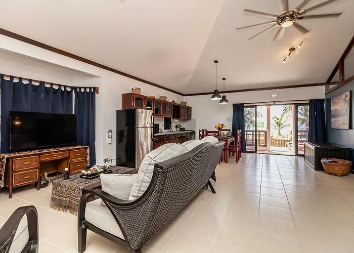 Casita Playa Del Parque San Pedro (Ambergris Caye)